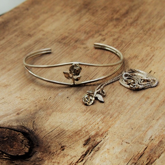 Vintage Jewelry - Sterling Silver Shiny Rose Bracelet & Necklace Set